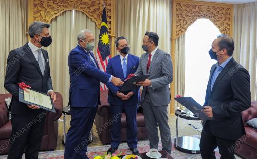 TAN SRI ANNUAR MUSA