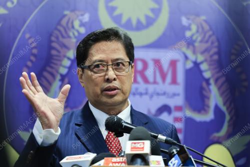TAN SRI AZAM BAKI