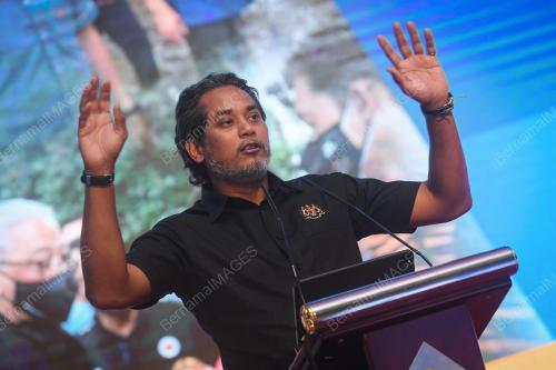 KHAIRY JAMALUDDIN