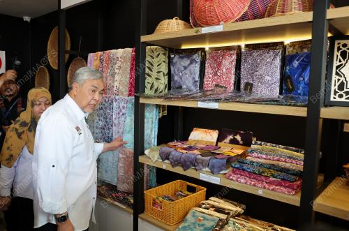 DATUK SERI DR AHMAD ZAHID HAMIDI