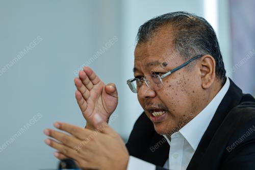 PROF TAN SRI DR NOOR AZLAN GHAZALI