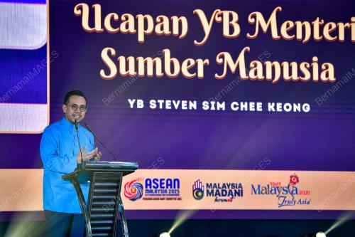 STEVEN SIM CHEE KEONG