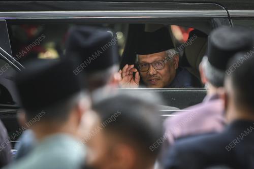 DATUK SERI HAMZAH ZAINUDDIN