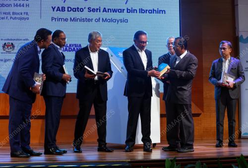 DATUK SERI ANWAR IBRAHIM