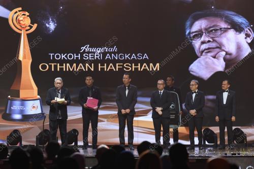 FAHMI FADZIL