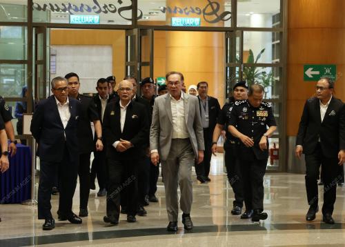 DATUK SERI ANWAR IBRAHIM