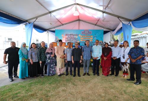 FAHMI FADZIL
