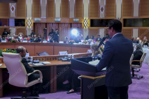 TAN SRI AZAM BAKI