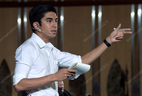 PTJ22_02102018_TOWNHALL