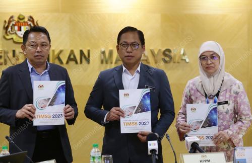 AZMAN ADNAN
