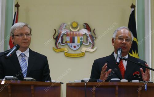 MOHD NAJIB TUN ABDUL RAZAK