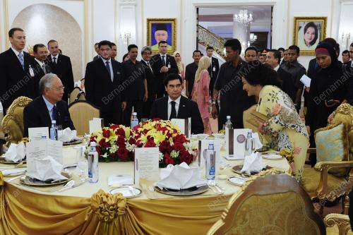 DATUK SERI NAJIB TUN RAZAK
