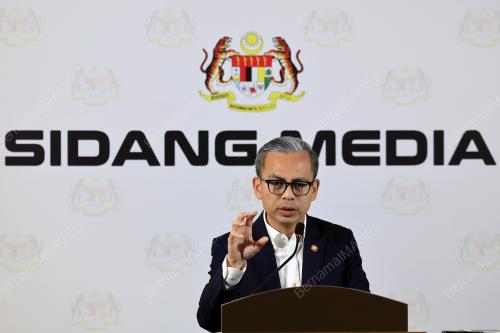 FAHMI FADZIL