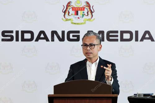 FAHMI FADZIL