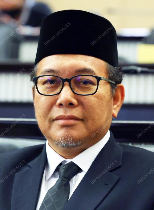 MOHD ROSLI YUSOFF