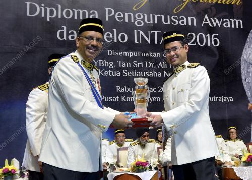 PTJ22_09032016_INTAN