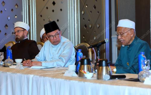 DATUK SERI ANWAR IBRAHIM