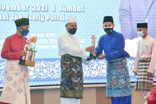 PTJ22_12112021_MIISMAM_BN202111116396