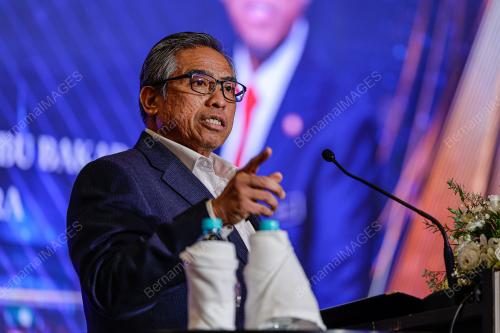 TAN SRI SHAMSUL AZRI ABU BAKAR