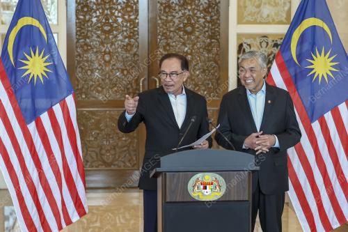 DATUK SERI ANWAR IBRAHIM