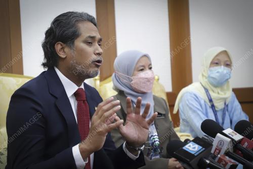 KHAIRY JAMALUDDIN