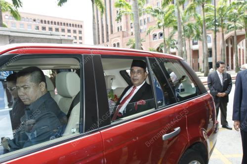 SYED HAMID SYED JAAFAR ALBAR