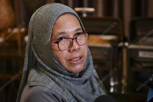 HANIZAN HUSSIN
