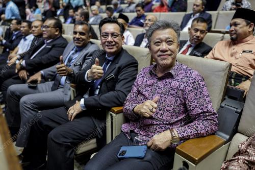 DATUK SERI WONG CHUN WAI