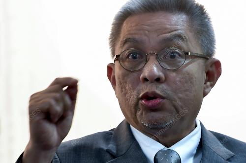 DATUK SERI DR ADHAM BABA