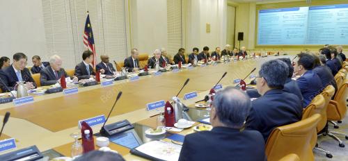 PTJ22_17092015_PM_DIALOG