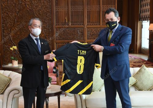 TAN SRI MUHYIDDIN YASSIN