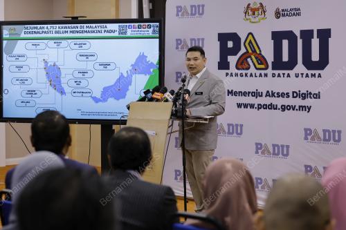 RAFIZI RAMLI