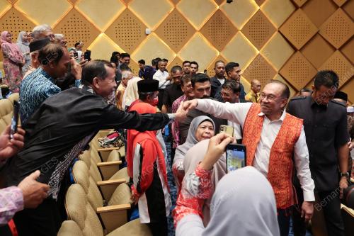 DATUK SERI ANWAR IBRAHIM