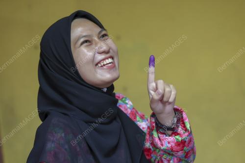 PENGUNDI MUDA 18 TAHUN