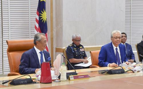 TAN SRI MUHYIDDIN YASSIN