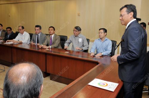 PTJ22_21082013_SHABERY_PAWAGAM