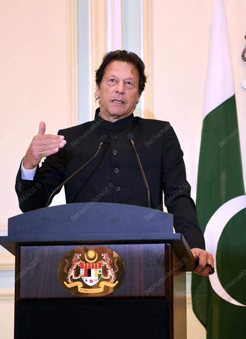 PTJ22_21112018_PM_PAKISTAN