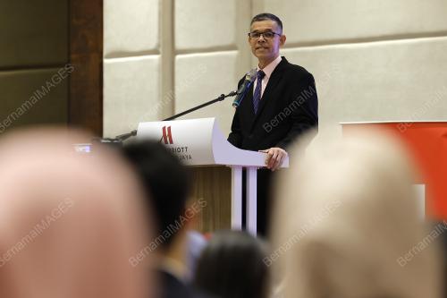 PROF DR FAIZAL MOHAMED