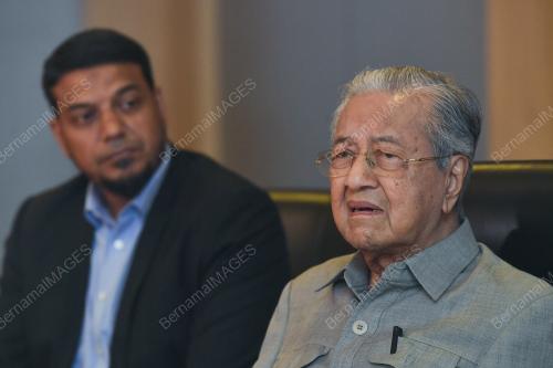 TUN DR MAHATHIR MOHAMAD
