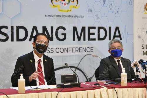 DATUK SERI DR ADHAM BABA