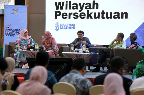 DATUK HANIFAH HAJAR TAIB