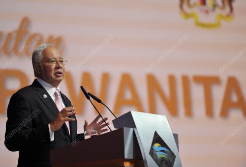 PTJ22_25082016_WANITA