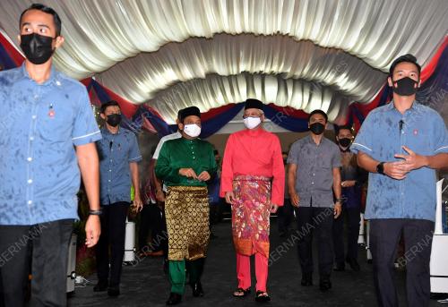DATUK SERI ISMAIL SABRI YAAKOB