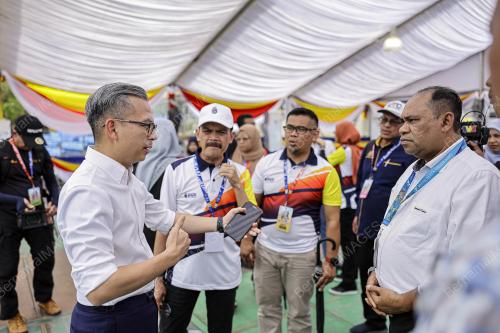FAHMI FADZIL
