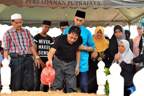 PTJ22_29082016_MAUT
