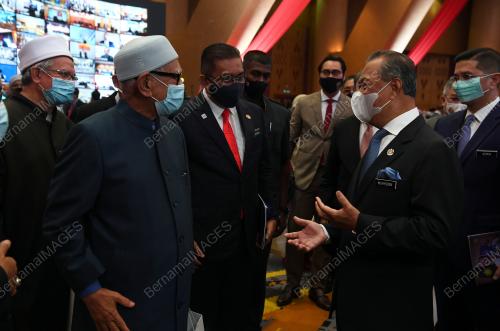 TAN SRI MUHYIDDIN YASSIN