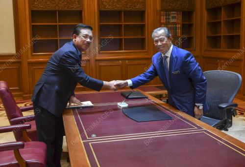 TAN SRI MUHYIDDIN YASSIN
