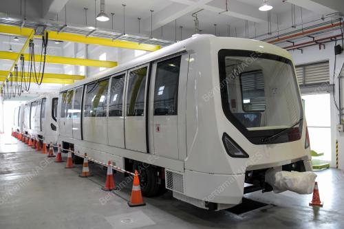 PERKHIDMATAN PENGGERAK PENUMPANG AUTOMASI (AEROTRAINS)