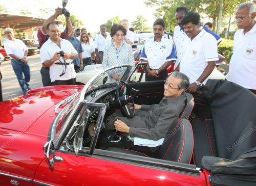 TUN DR MAHATHIR MOHAMAD