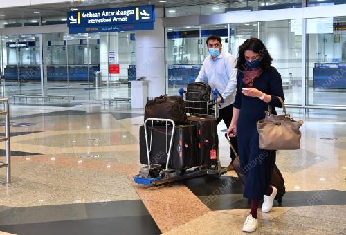 PEMBUKAAN SEMPADAN NEGARA
